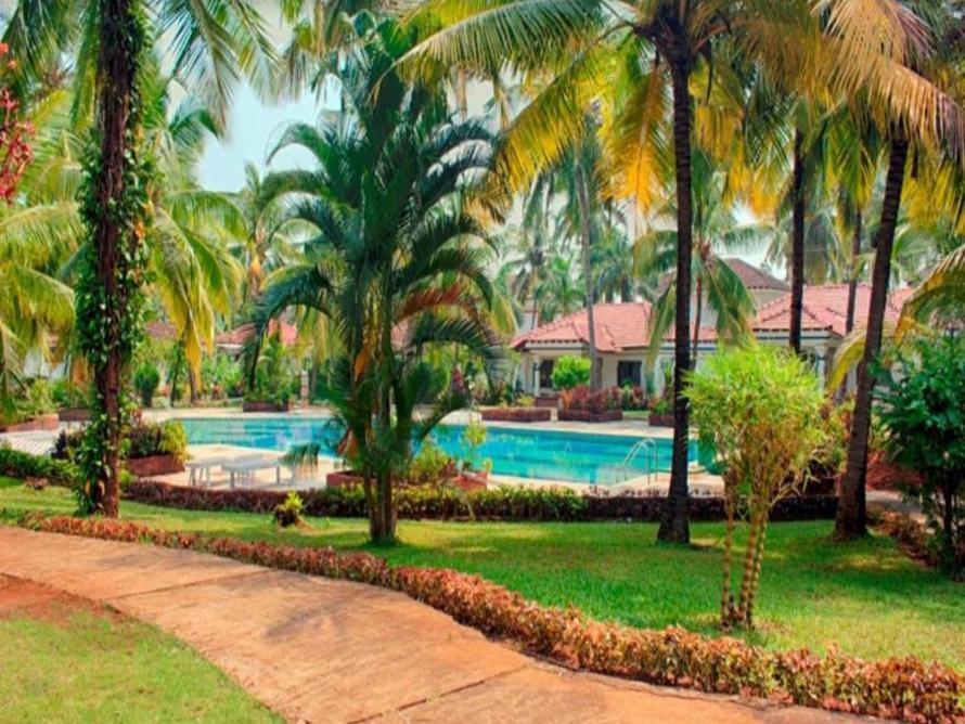 Villa Cavelossim Exterior photo