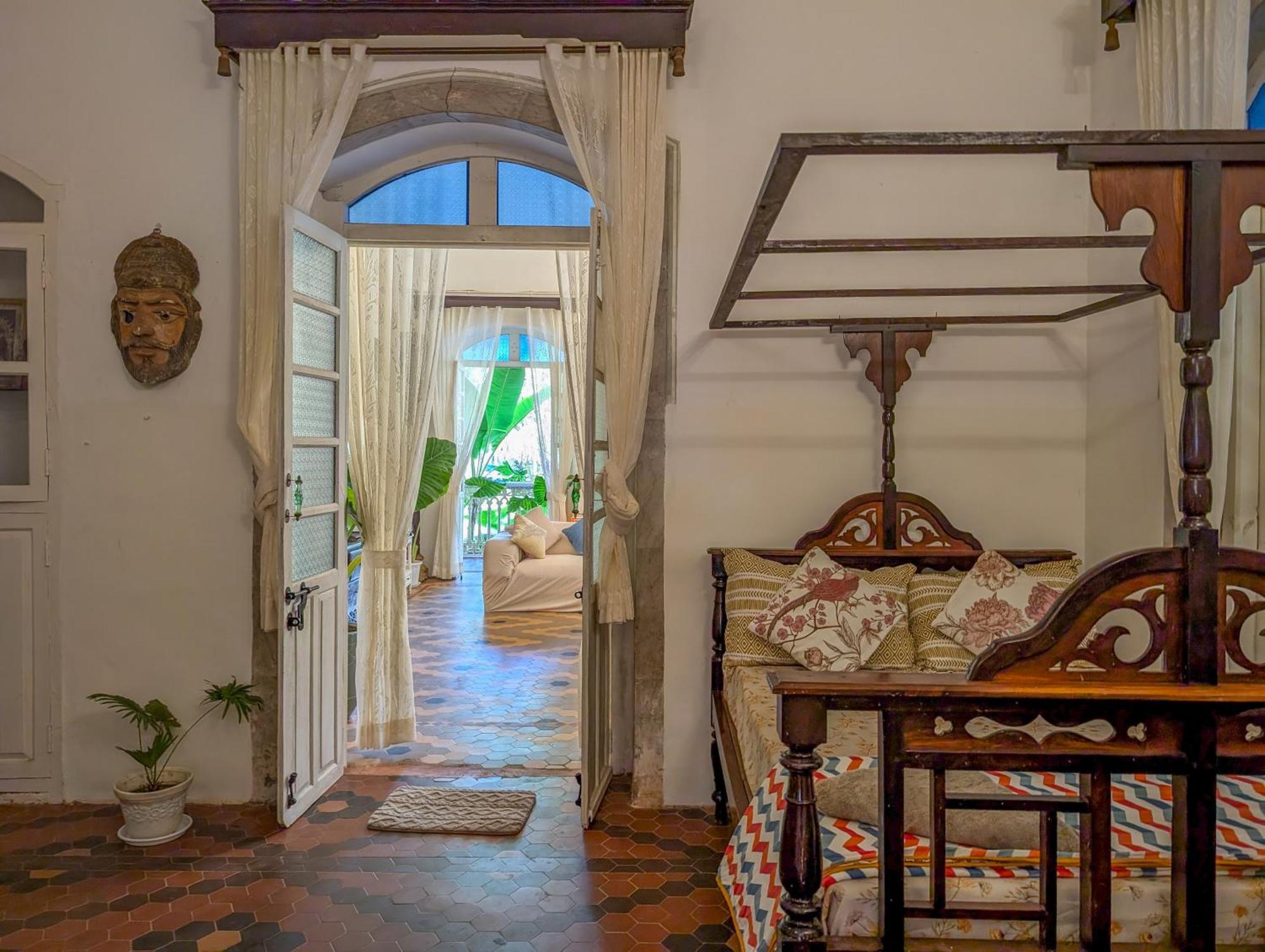 Villa Cavelossim Room photo